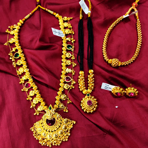 Traditional Maharashtrian mangalsutra with earrings